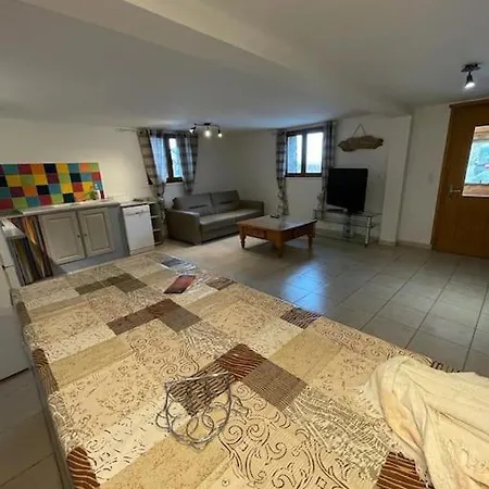 Paisible Pres Des Pistes De 4 Pers Apartamento