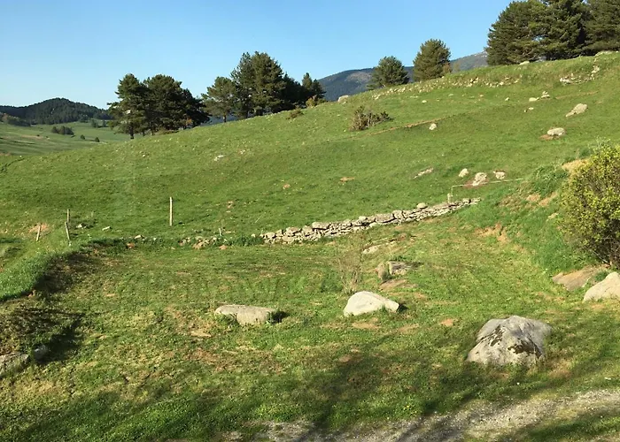 Paisible Pres Des Pistes De 4 Pers Fontrabiouse
